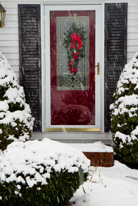 Do You Know the Advantages of Installing Storm Doors? 