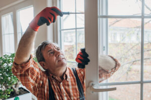 Ask the Window Experts: What’s the Difference Between New Construction and Replacement Windows?